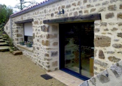 JOINTS DE PIERRE - Bâti Group 43 : Votre spécialiste en rejointoiement de pierre en Haute Loire, Lozère, Ardèche, la Loire et Puy de dôme . CONTACT : 06 87 05 87 82